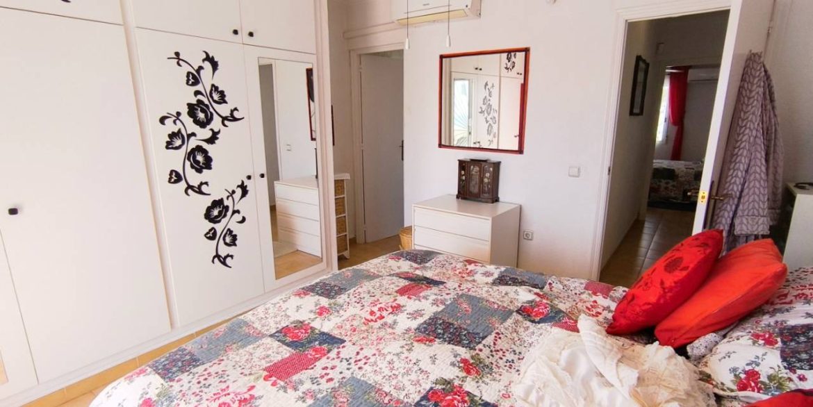 Bed1b