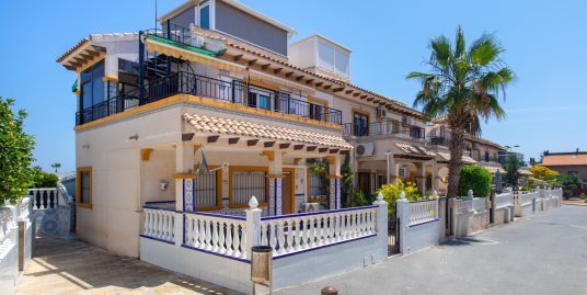 2 Bed, 1 Bath, Bungalow in Orihuela Costa