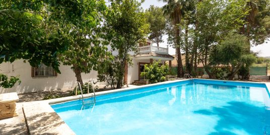 5 Bed, 3 Bath, Country Property/Finca in Orihuela