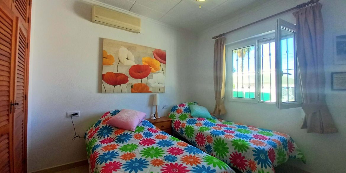 Bed2