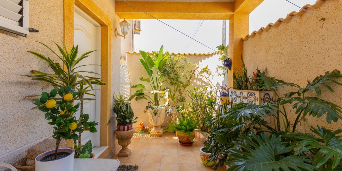 CALLE GHANDI 9 TORREVIEJA