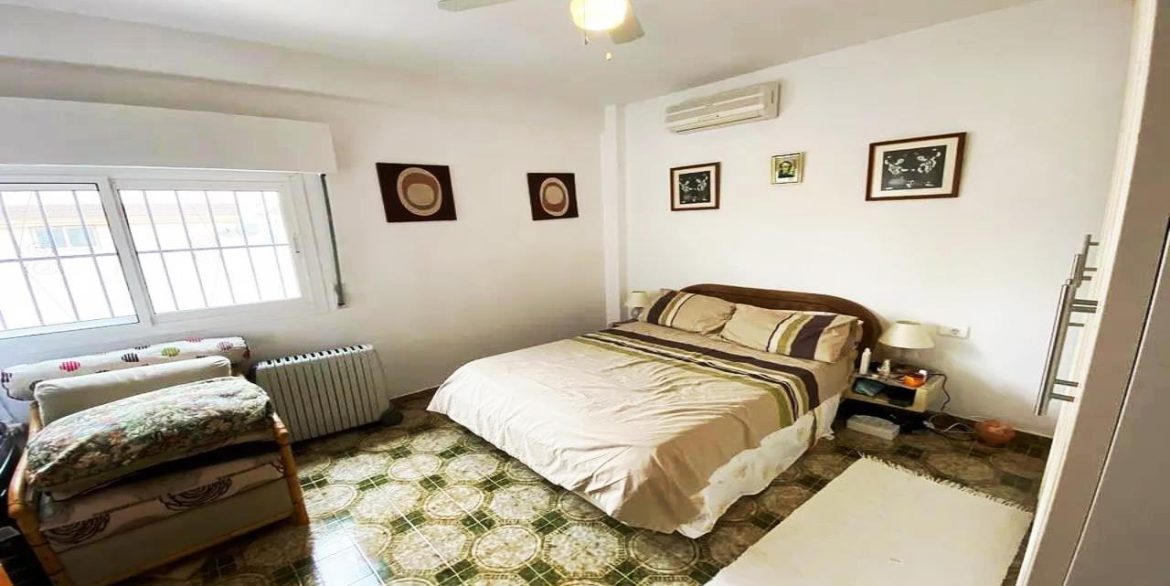 Bed2