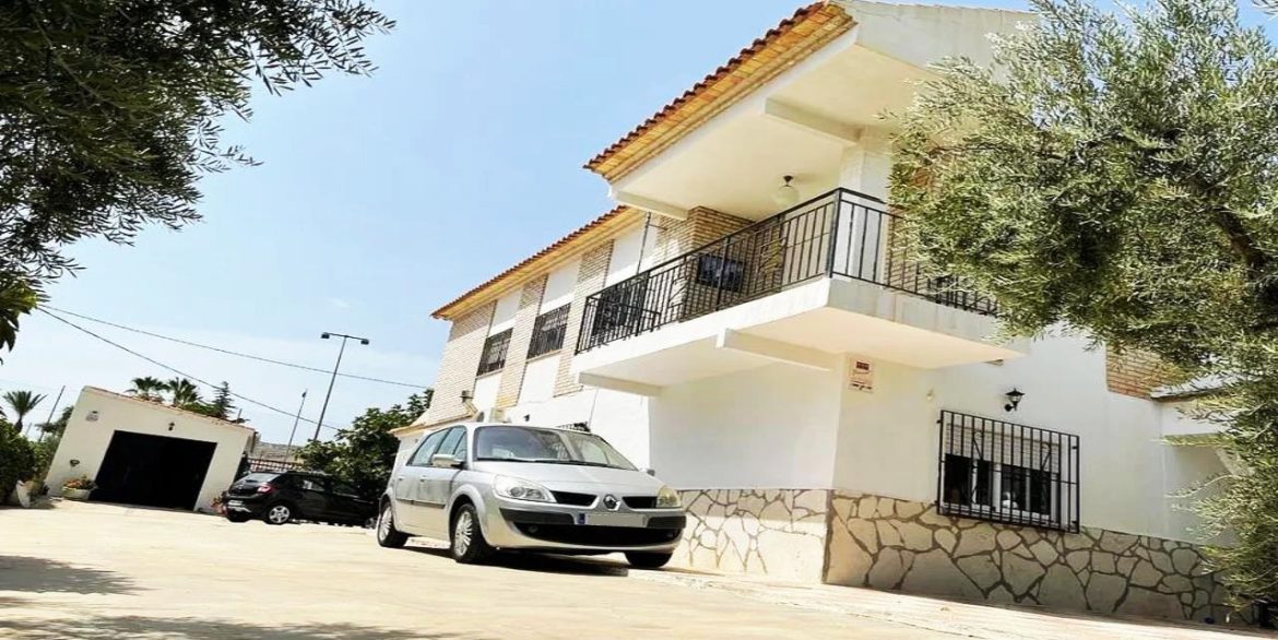 Villa