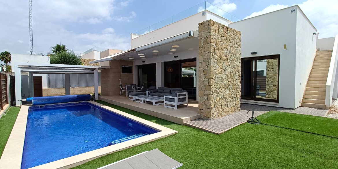 10699_stunning_modern_villa_050625163850_villa_1