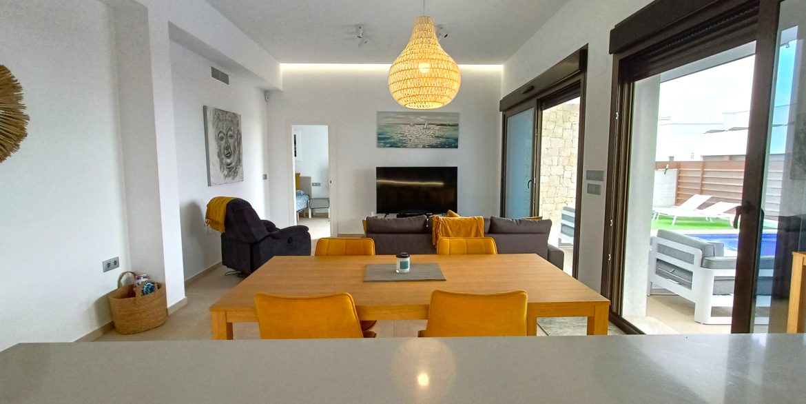 10699_stunning_modern_villa_050625164047_lounge_7