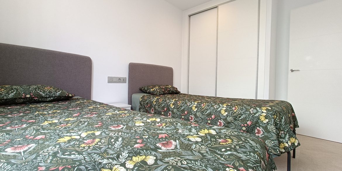 10699_stunning_modern_villa_050625164255_bed_2b