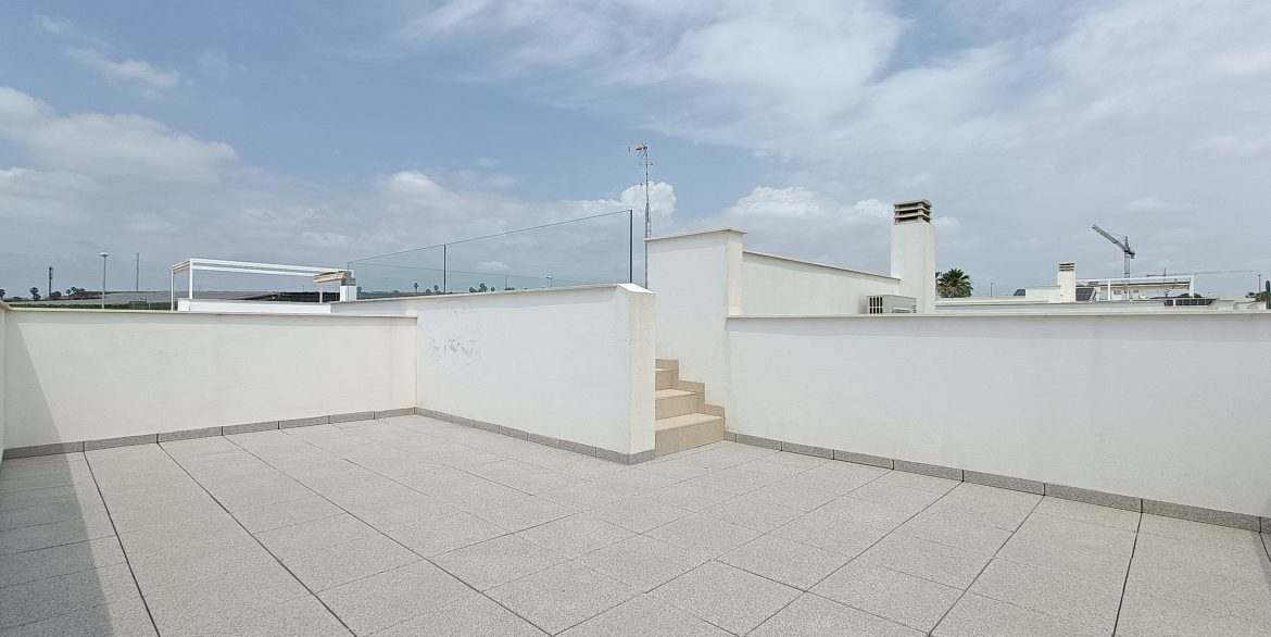 10699_stunning_modern_villa_050625164826_sol_1