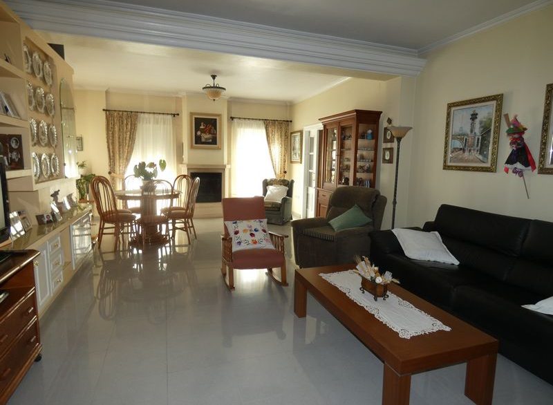 1244_stunning_house_in_almoradi_270918123437_tn_p1010956