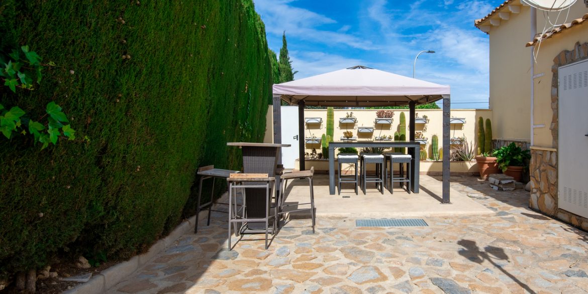 147809-villa-for-sale-in-algorfa-27082538-large