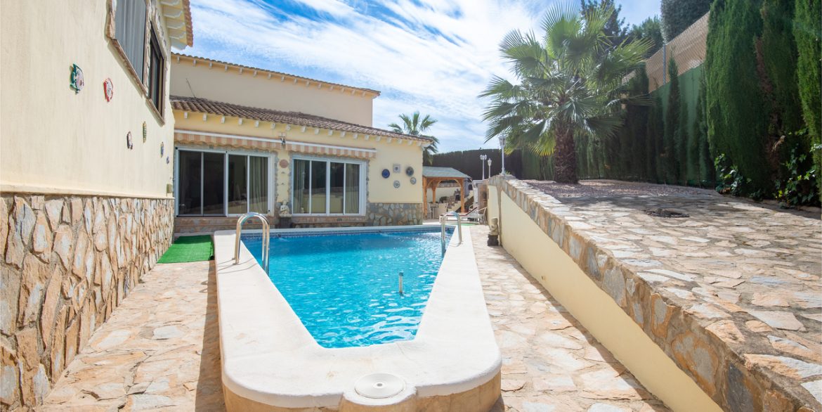 147809-villa-for-sale-in-algorfa-27082539-large