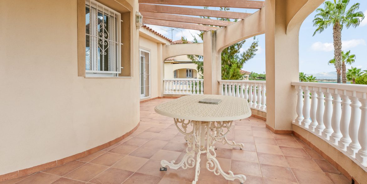 153146-villa-for-sale-in-algorfa-29223103-large