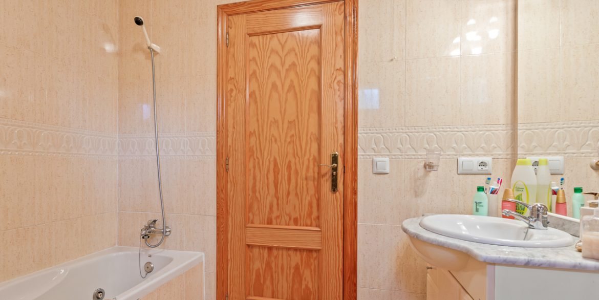 153146-villa-for-sale-in-algorfa-29223116-large