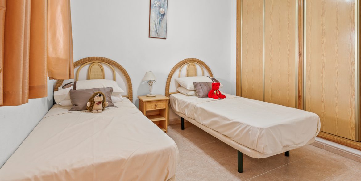 153146-villa-for-sale-in-algorfa-29223136-large