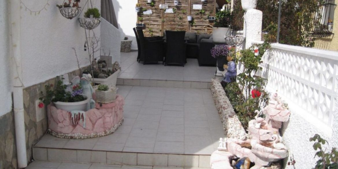155585-villa-for-sale-in-quesada-30015241-large