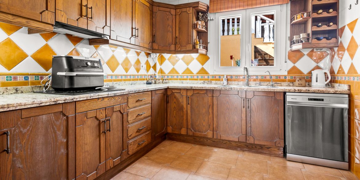 156013-villa-for-sale-in-algorfa-30163306-large