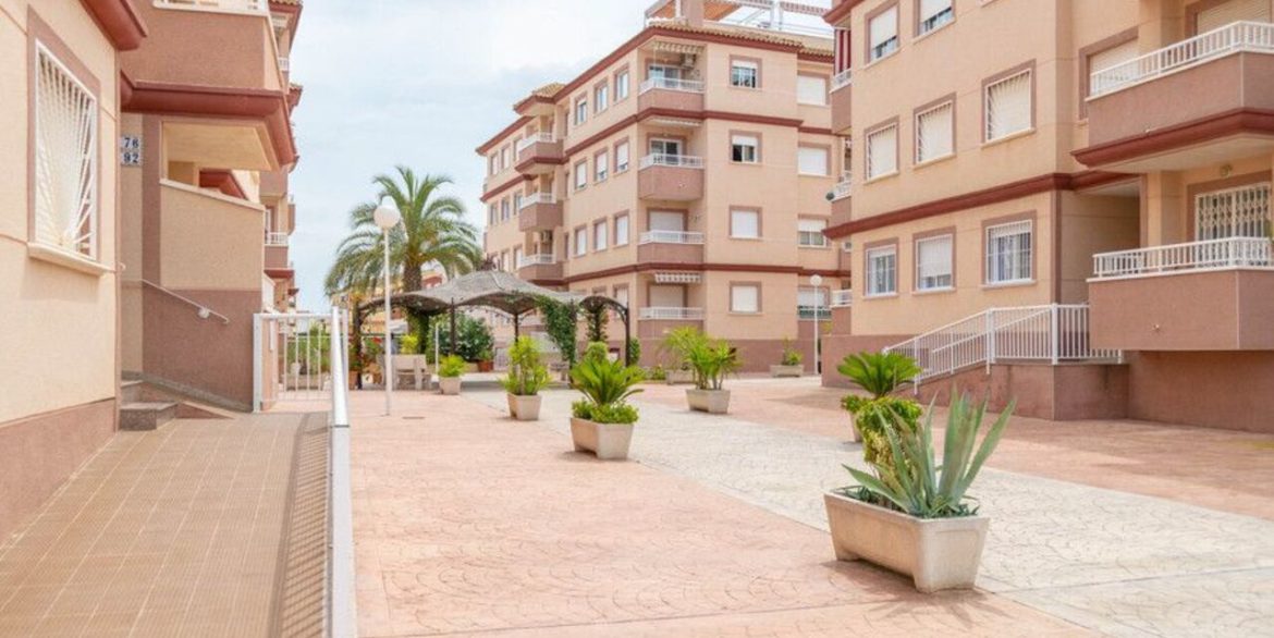 156033-apartment-for-sale-in-algorfa-30177452-large