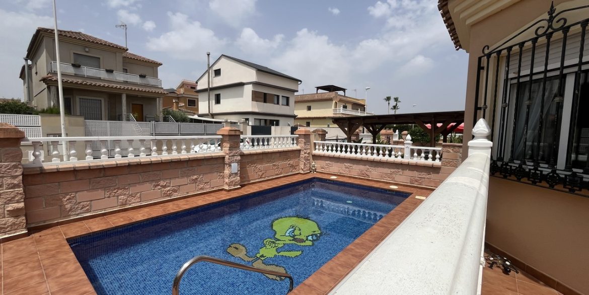 156040-villa-for-sale-in-almoradi-30177456-large