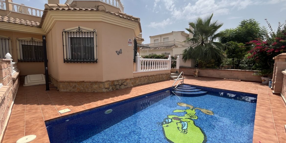 156040-villa-for-sale-in-almoradi-30177457-large