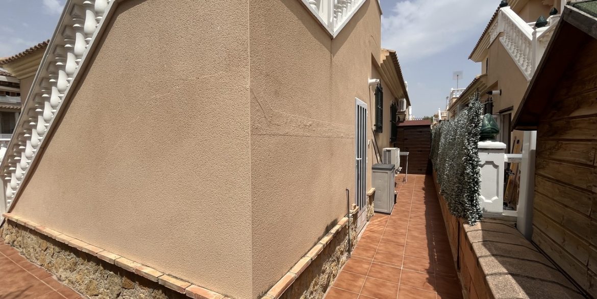 156040-villa-for-sale-in-almoradi-30177470-large