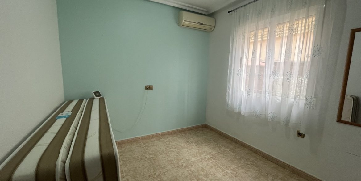 156040-villa-for-sale-in-almoradi-30177482-large