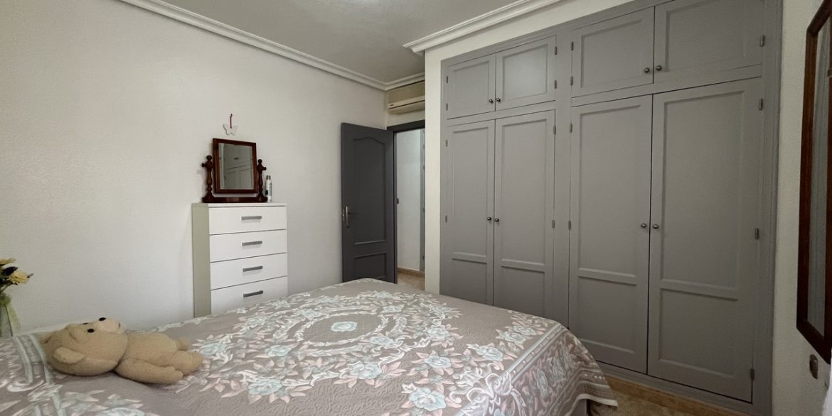 156040-villa-for-sale-in-almoradi-30177483-large