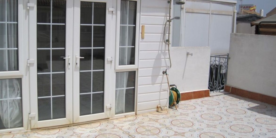 156041-townhouse-for-sale-in-torrevieja-30179742-large