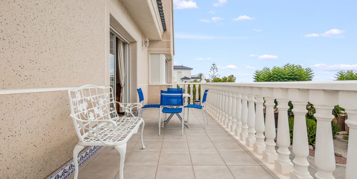 157231-villa-for-sale-in-algorfa-30297785-large