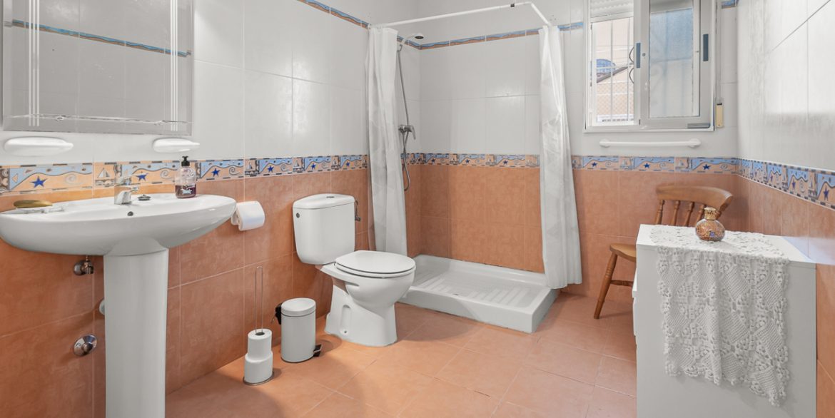 157231-villa-for-sale-in-algorfa-30297796-large