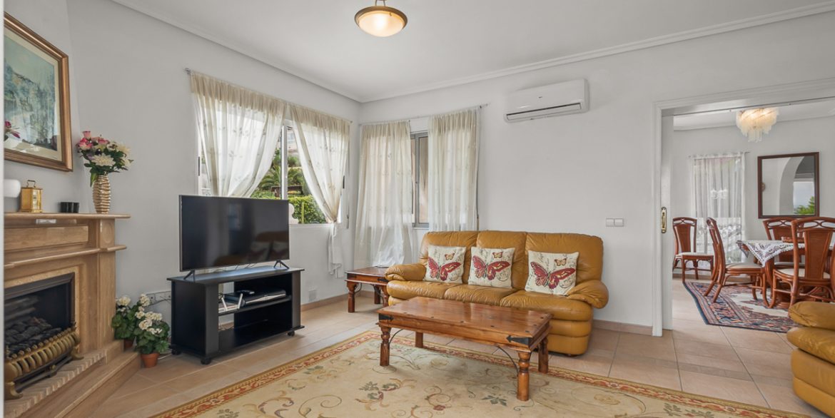 157231-villa-for-sale-in-algorfa-30297804-large
