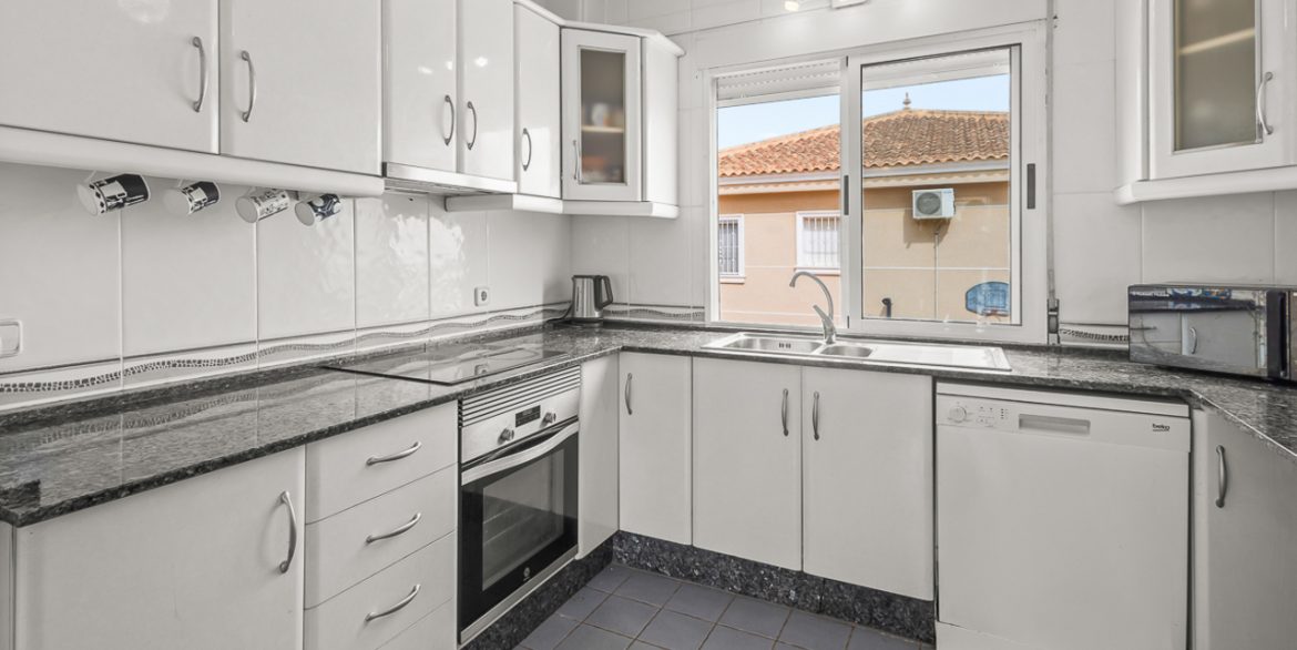 157231-villa-for-sale-in-algorfa-30297810-large