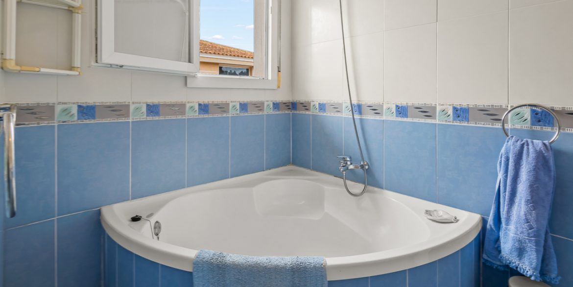 157231-villa-for-sale-in-algorfa-30297822-large