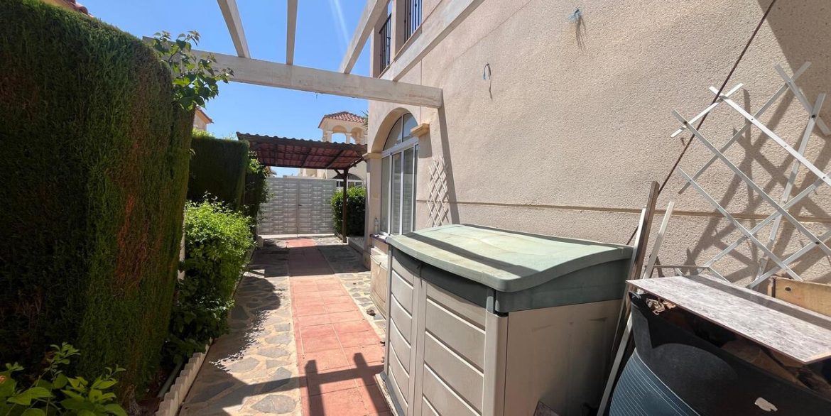 157460-villa-for-sale-in-algorfa-30371228-large