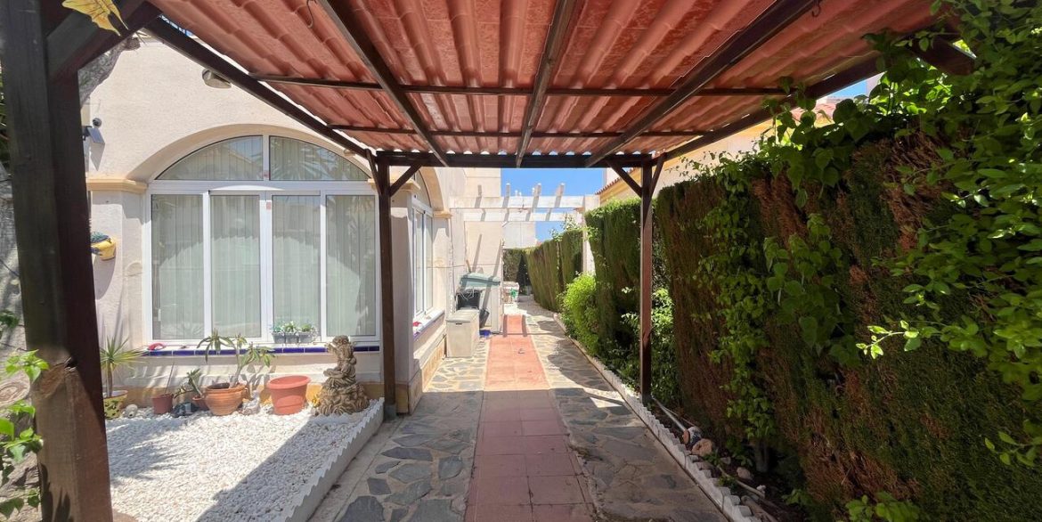 157460-villa-for-sale-in-algorfa-30371231-large