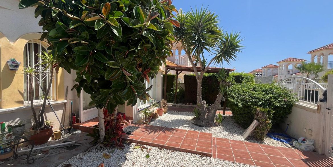 157460-villa-for-sale-in-algorfa-30371234-large