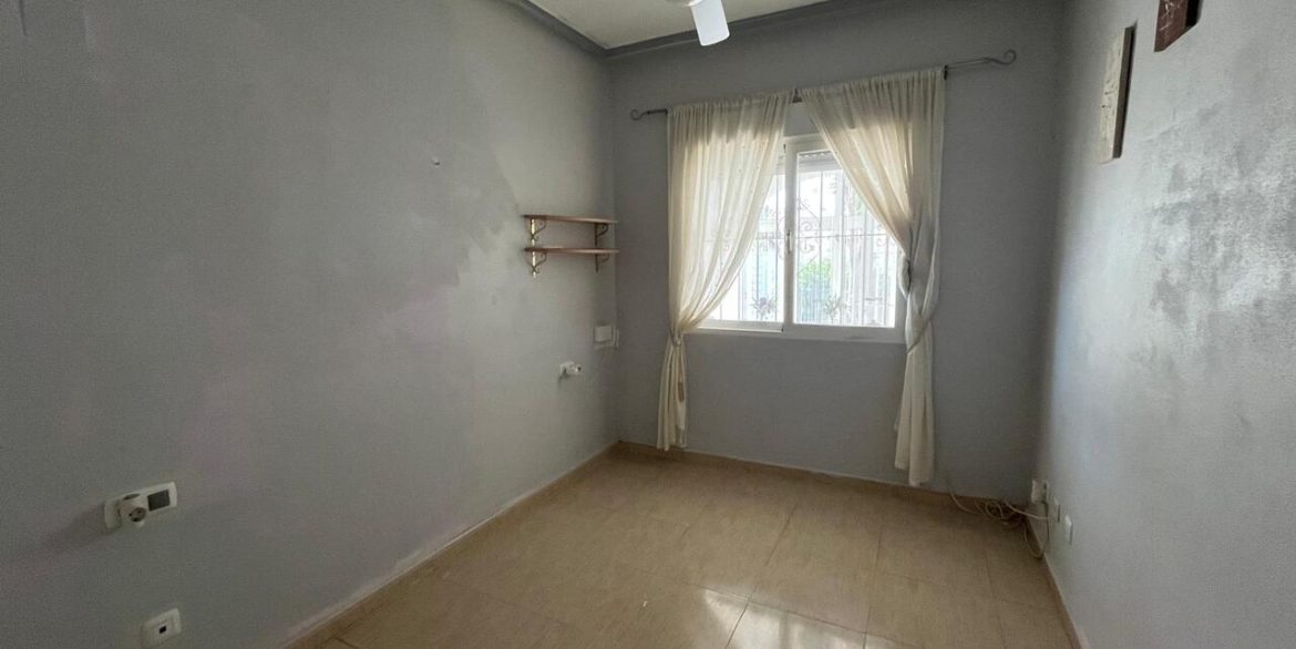 157460-villa-for-sale-in-algorfa-30384612-large