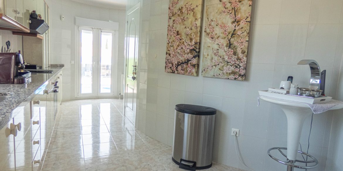 6110_an_amazing_villa_for_sale_in_quesada_with_summer_house_050723160718_p1140709