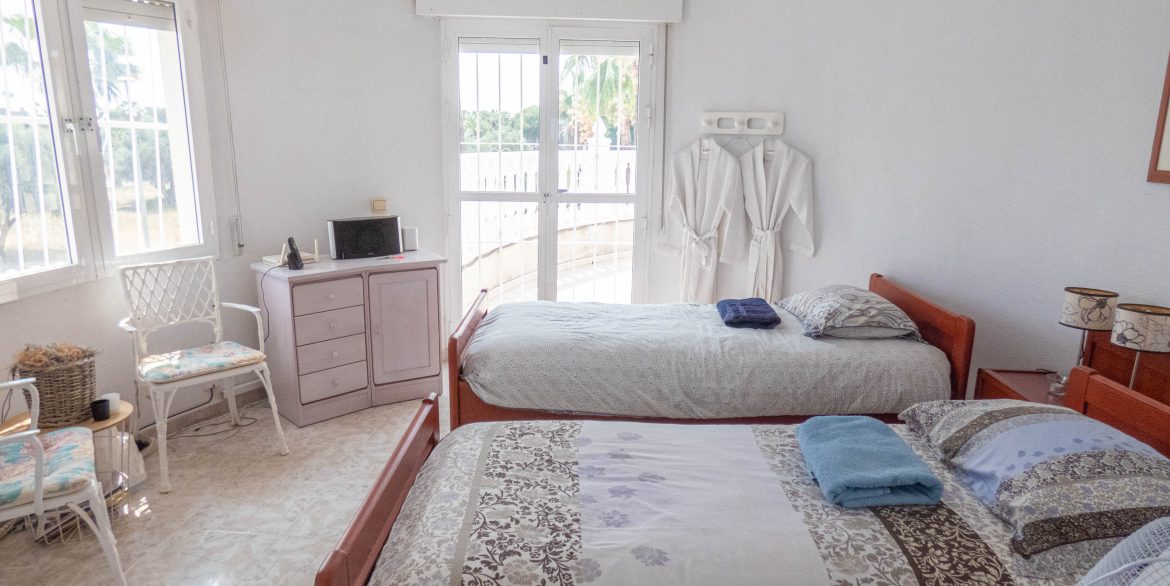 6110_an_amazing_villa_for_sale_in_quesada_with_summer_house_050723160719_p1140728