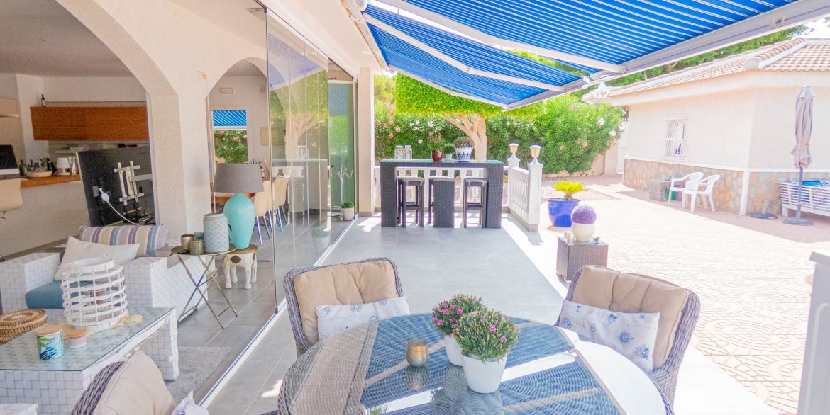 6110_an_amazing_villa_for_sale_in_quesada_with_summer_house_050723160732_p1140676