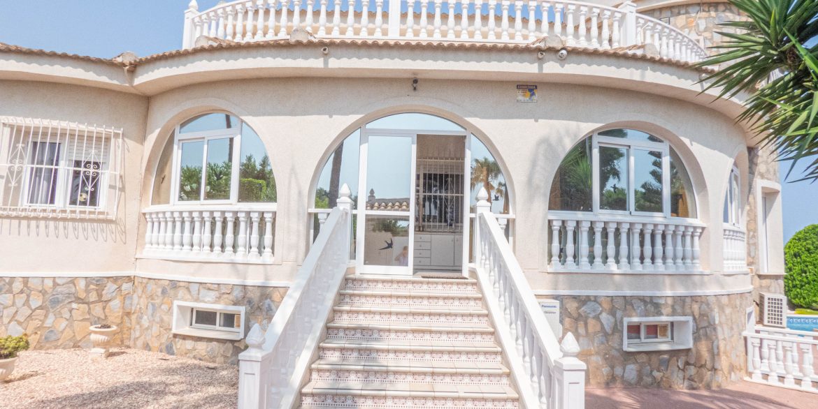 6110_an_amazing_villa_for_sale_in_quesada_with_summer_house_050723163351_whatsapp_image_2023_07_05_at_14.40.04_4