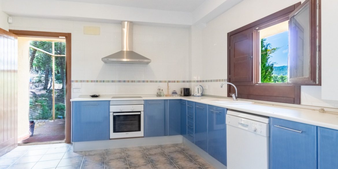 6337_traditional_reformed_spanish_farmhouse_near_ibi_010923130558_resale_villa_ibi_22643_xl