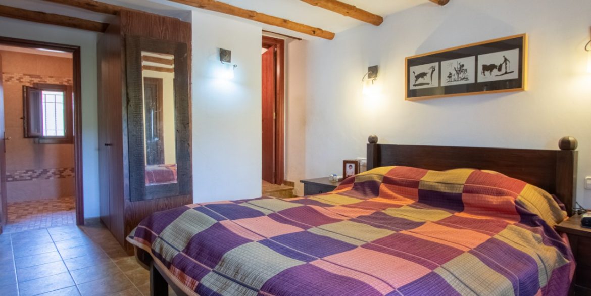 6337_traditional_reformed_spanish_farmhouse_near_ibi_010923130558_resale_villa_ibi_24770_xl