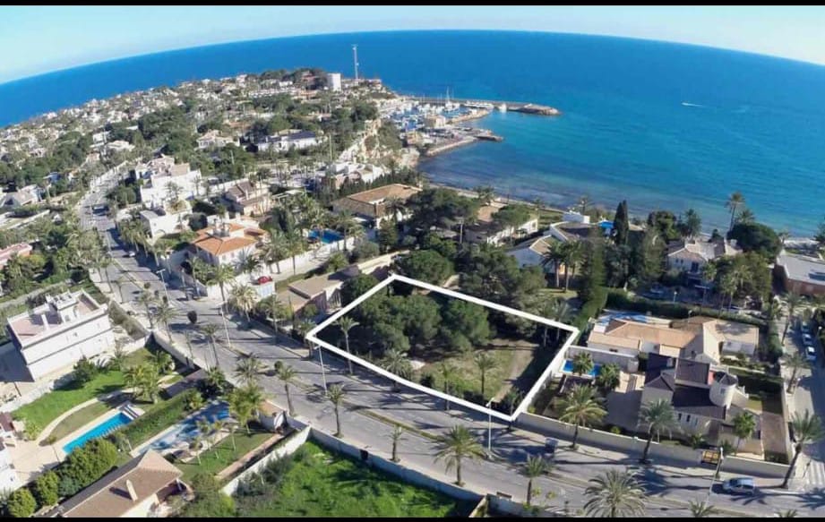6384_plot_of_land_for_sale_in_a_stunning_location_190923114800_76afe634_8cf0_43ff_b849_bfc08e7e8102