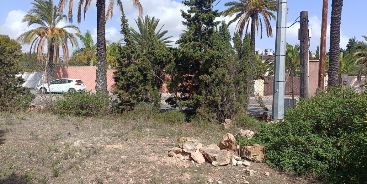 6384_plot_of_land_for_sale_in_a_stunning_location_190923114807_7b7826c9_8234_4955_846e_f2aed4864330