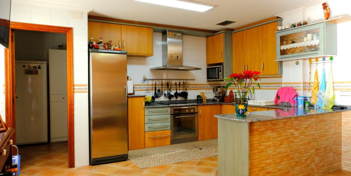 7046_amazing_countryside_finca_with_income_120224150019_bed_2