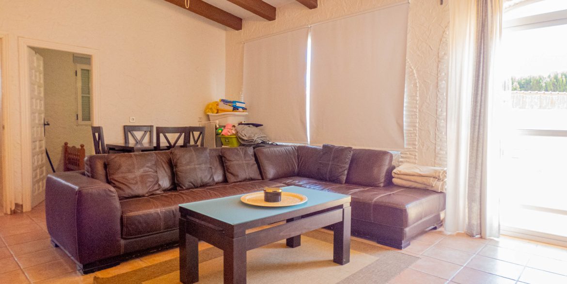 7667_countryside_villa_with_stables_240624144727_p1190617