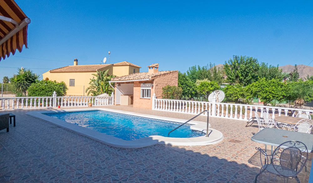 8361_stunning_villa_in_rafal_051224124545_p1200879