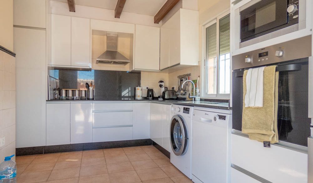 8361_stunning_villa_in_rafal_051224124545_p1200929
