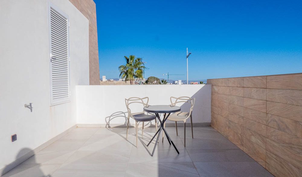 9187_beautiful_villa_on_la_finca_golf_resort_060225152600_p1220786