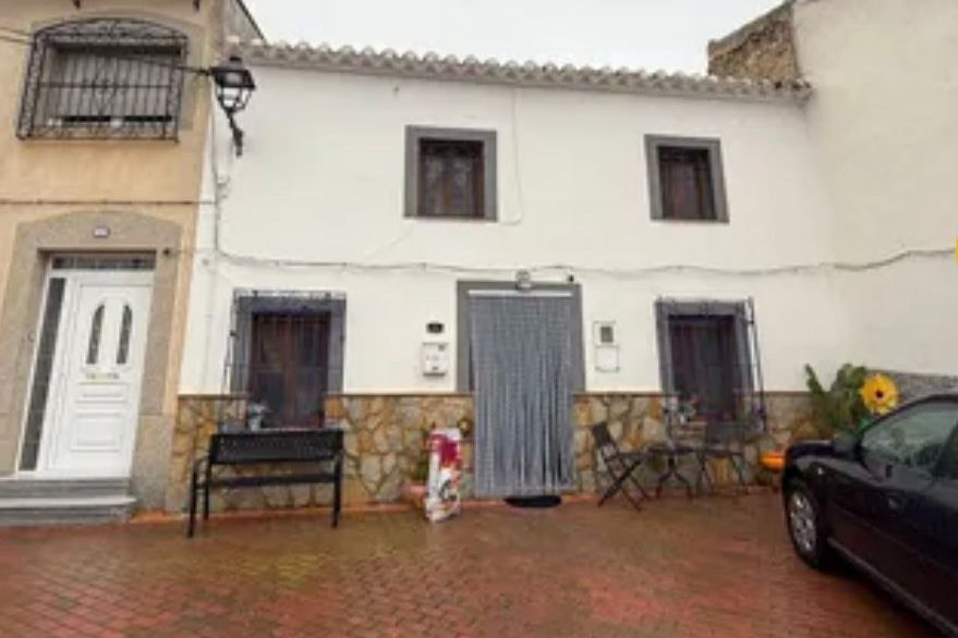 town-house-chirivel-nwd6014-15