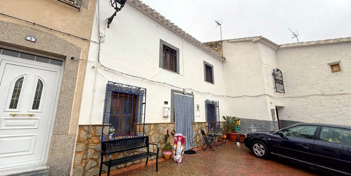 town-house-chirivel-nwd6014-3
